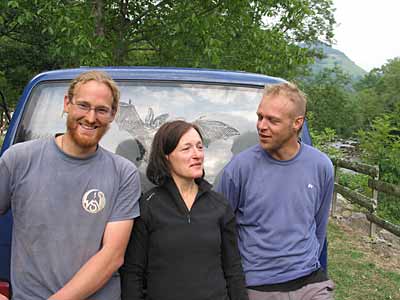 Raf, Annette en Erik: dolblij na hun geslaagde driedaagse