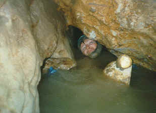 Annette takes a fresh dive in Trou de la Loutre (Otter Hole), where we soon discover another 50 metres of newl passages